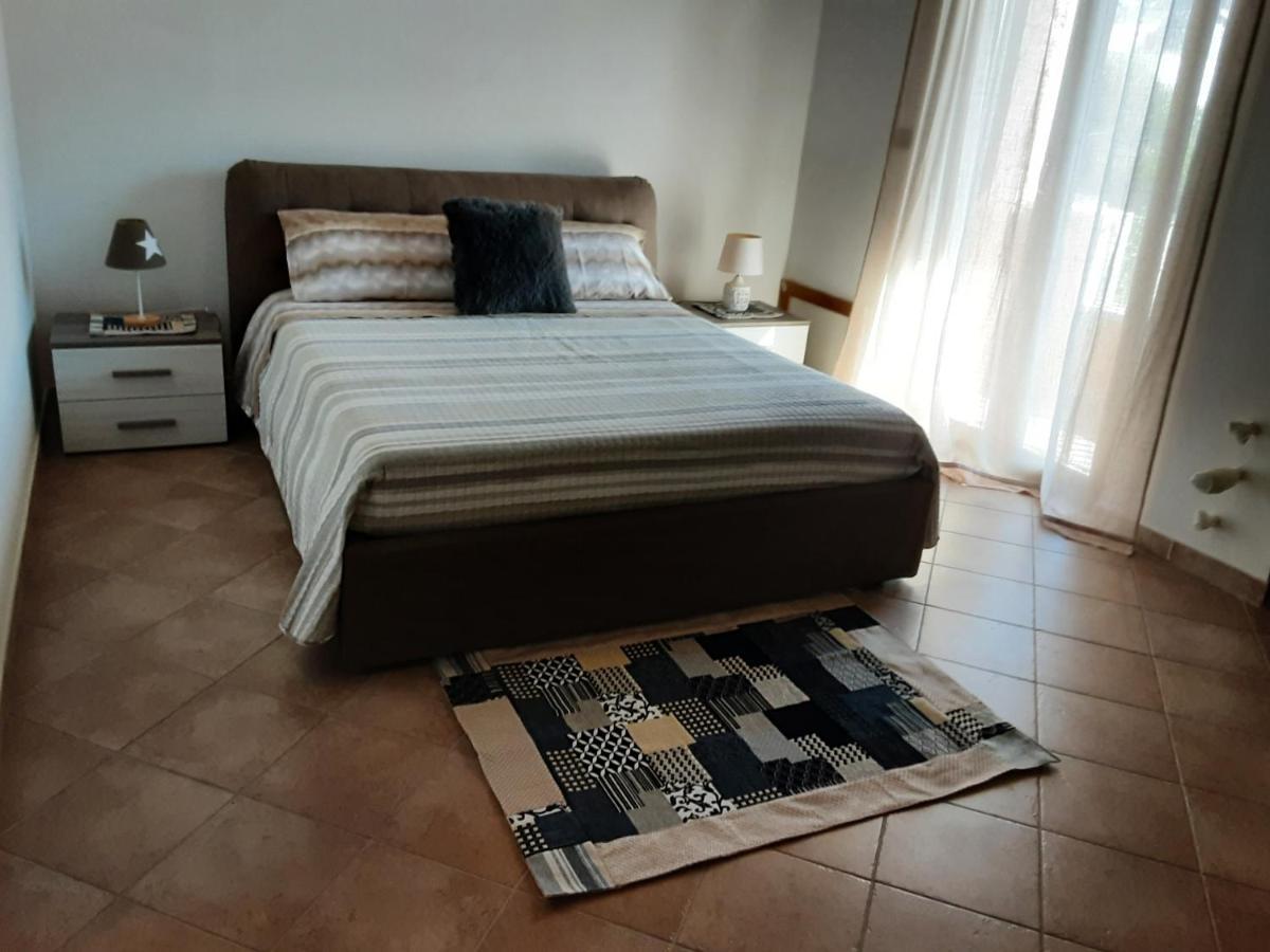 Bed and Breakfast Tre Stelle Порто-Торрес Экстерьер фото