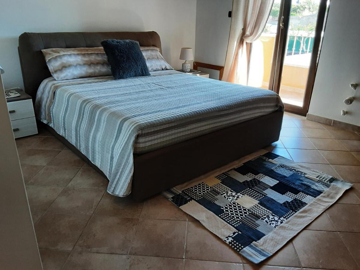 Bed and Breakfast Tre Stelle Порто-Торрес Экстерьер фото